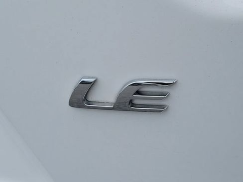 Used 2023 Toyota Corolla LE FWD image 6