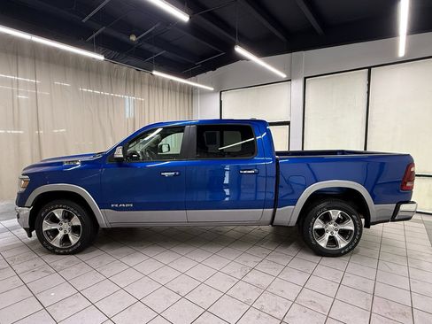 Used 2019 RAM 1500 Laramie AWD/4WD image 9