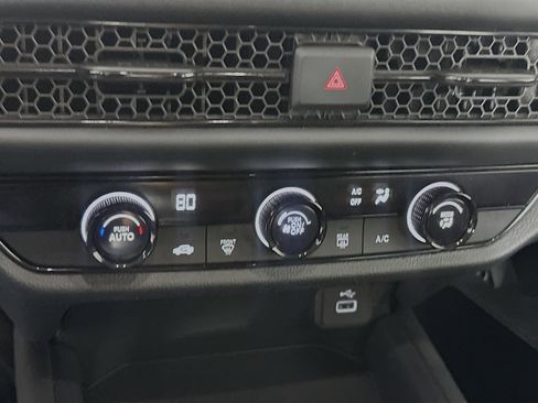 Used 2025 Honda HR-V LX image 22