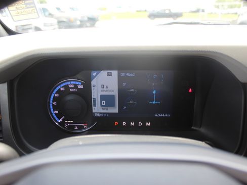 Used 2023 Ford Bronco Badlands AWD/4WD image 29