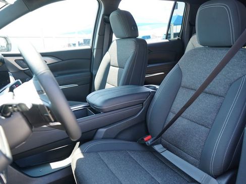 New 2026 Chevrolet Traverse LT w/ Driver Confidence Package image 17