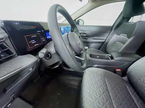 New 2026 Nissan Kicks SV image 13
