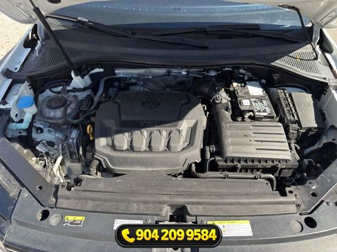 Used 2021 Volkswagen Tiguan SE FWD image 44