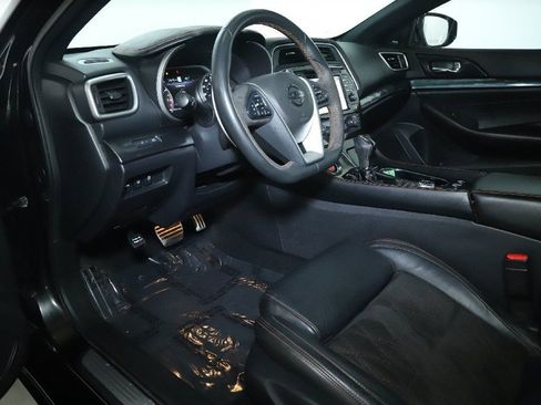 Used 2021 Nissan Maxima SR w/ Sport Mat Group image 18
