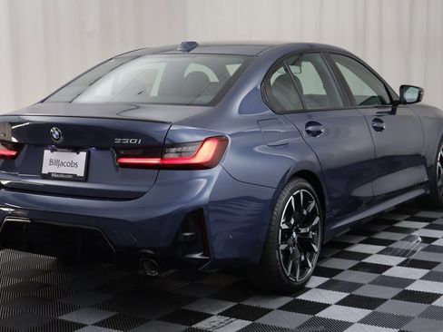 New 2026 BMW 330i xDrive Sedan w/ M Sport Package image 17