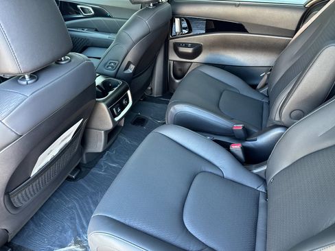 New 2026 Kia Carnival SX Prestige image 12