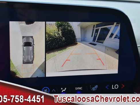 New 2026 Chevrolet Traverse Z71 w/ Driver Confidence Package AWD/4WD image 30