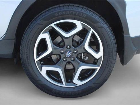 Used 2019 Subaru Crosstrek 2.0i Limited w/ Moonroof Package w/Navigation AWD/4WD image 14