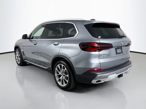 Used 2025 BMW X5 xDrive50e w/ Executive Package AWD/4WD image 5