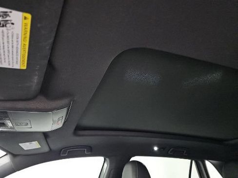 Used 2020 Volkswagen Atlas Cross Sport SEL FWD image 29