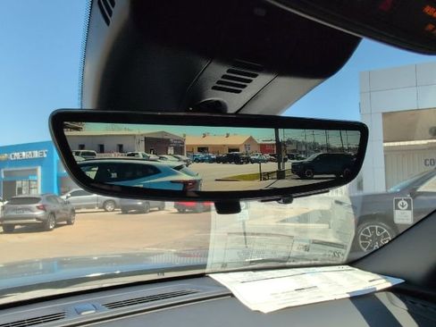 New 2026 Chevrolet Traverse LT w/ Driver Confidence Package FWD image 28