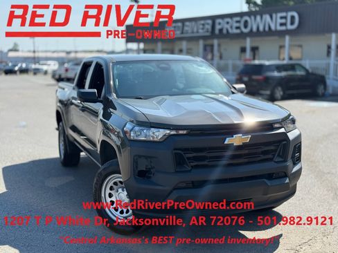 Used 2023 Chevrolet Colorado W/T RWD image 1