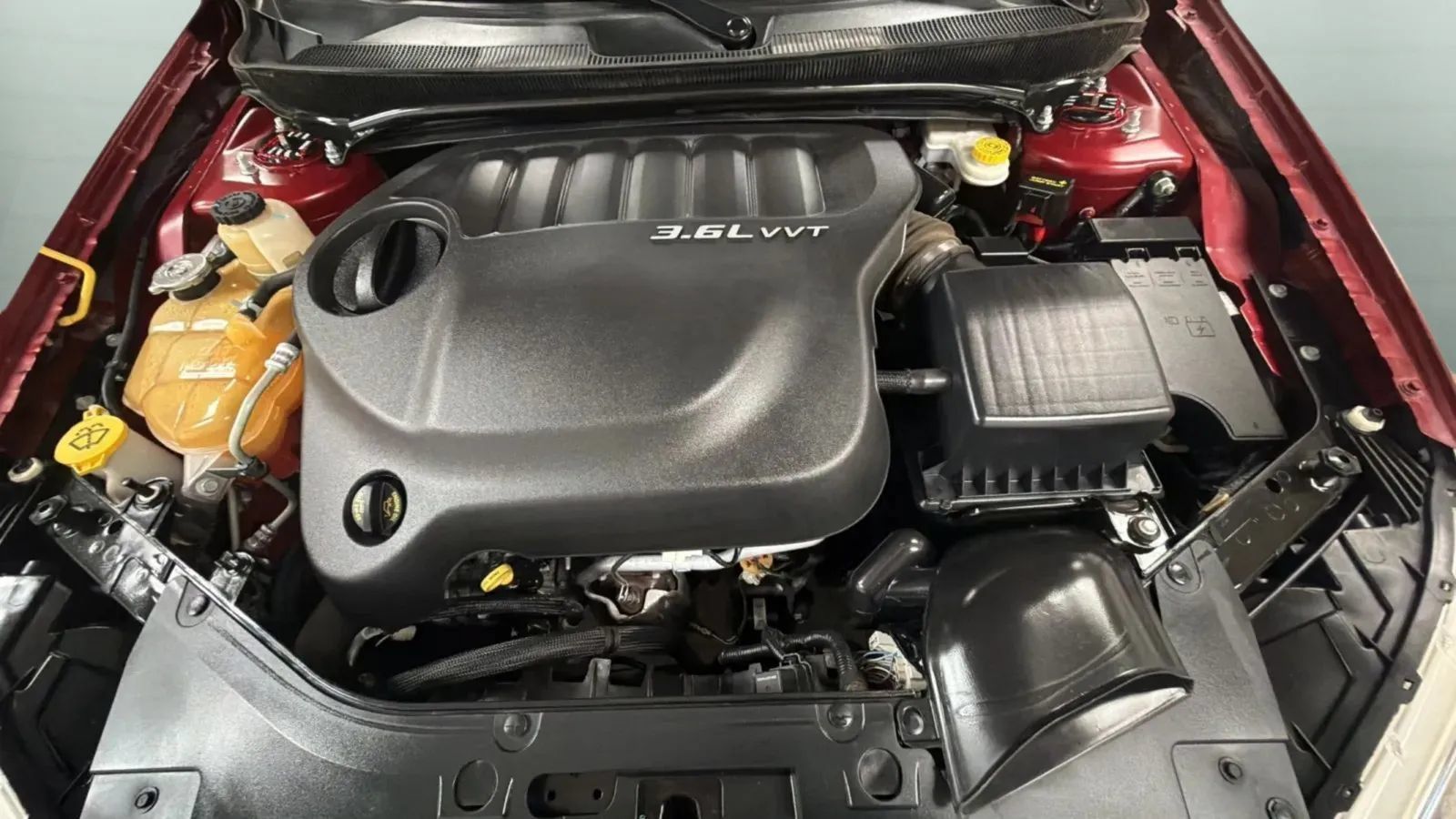 Used 2013 Chrysler 200 Limited FWD image 21