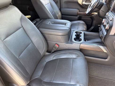 Used 2019 GMC Sierra 1500 SLT w/ SLT Premium Plus Package AWD/4WD image 12