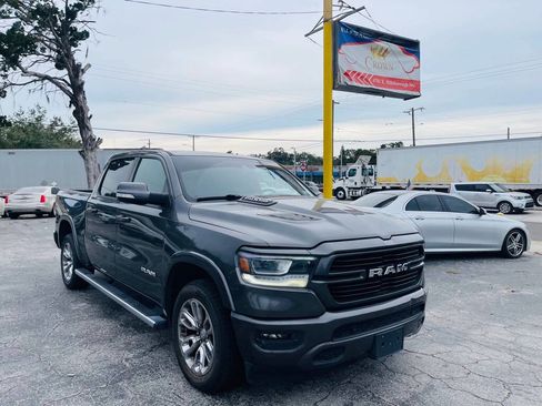 Used 2021 RAM 1500 Laramie w/ Sport Appearance Package AWD/4WD image 3