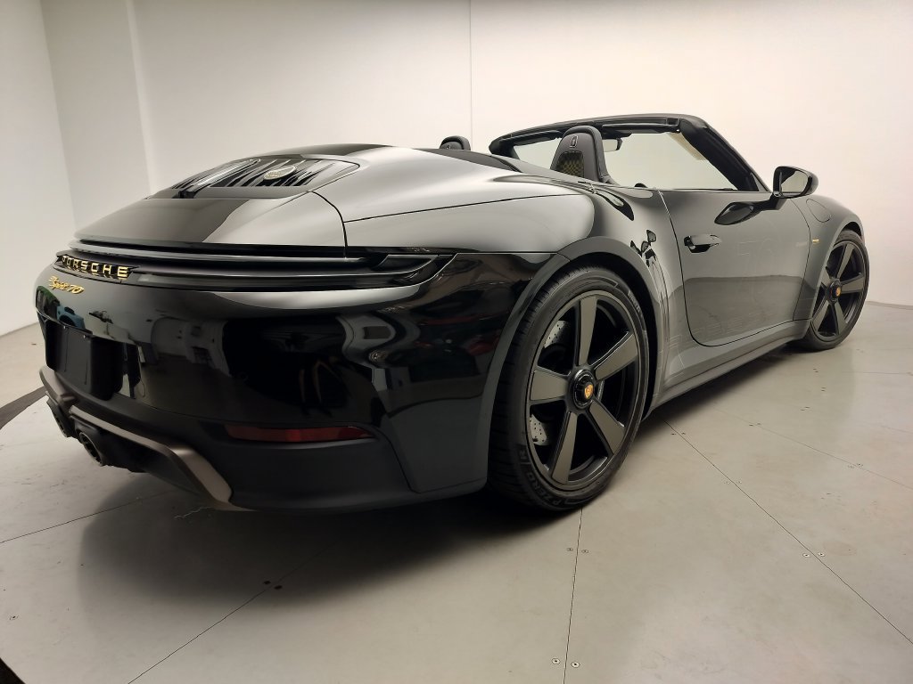 Certified 2026 Porsche 911 Carrera GTS RWD image 23