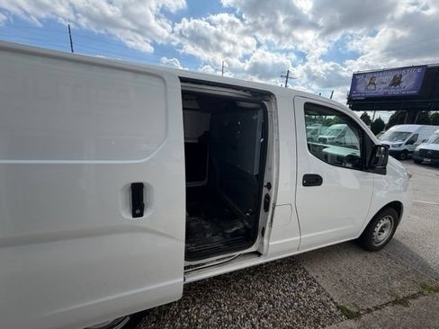 Used 2020 Nissan NV200 S FWD image 2