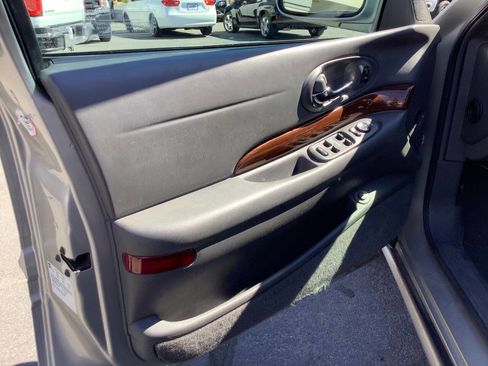 Used 2005 Buick Le Sabre Custom FWD image 20