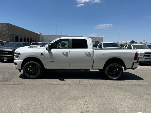 New 2026 RAM 3500 Laramie AWD/4WD image 3