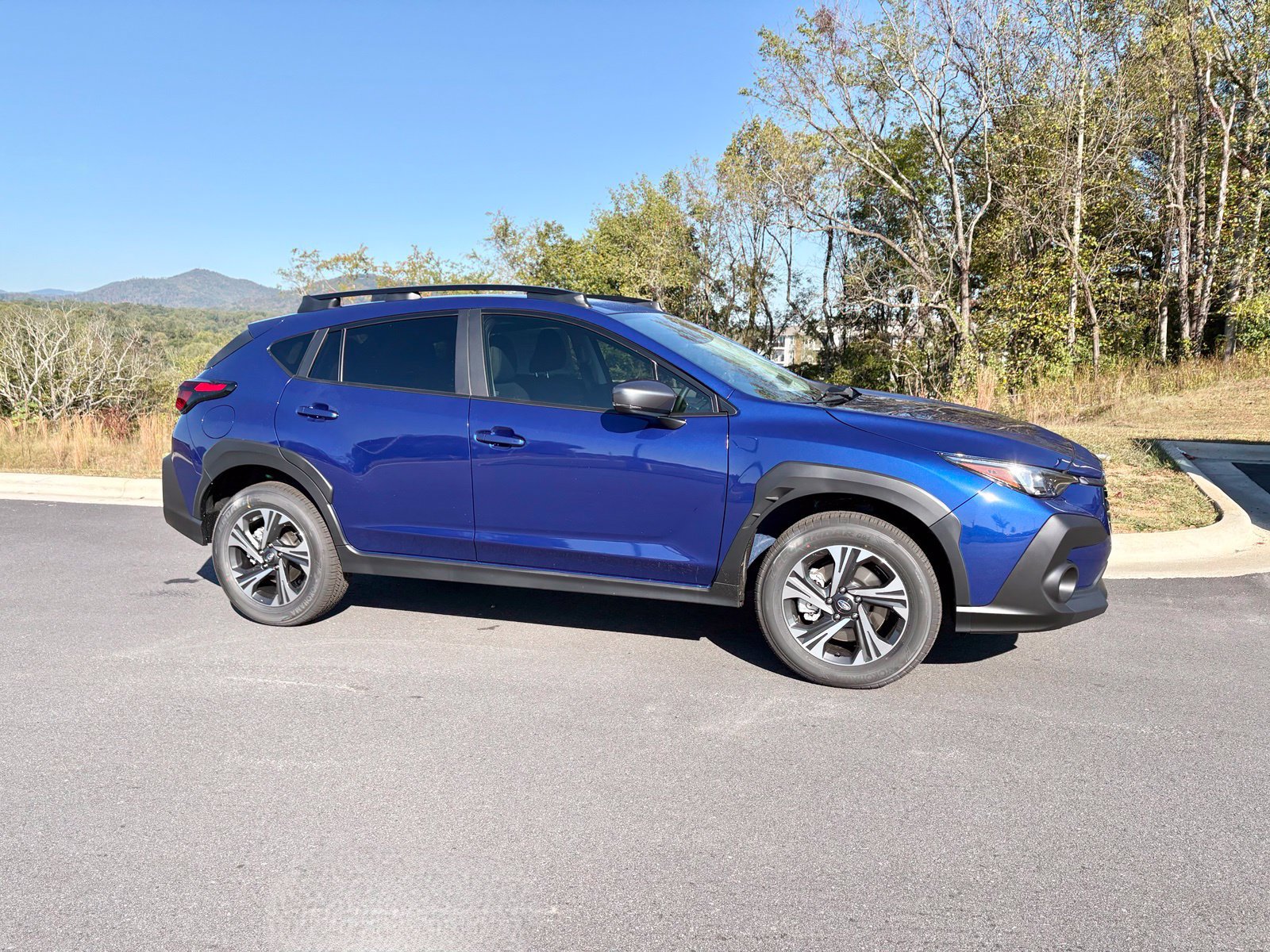 New 2026 Subaru Crosstrek 2.5i Premium AWD/4WD image 7