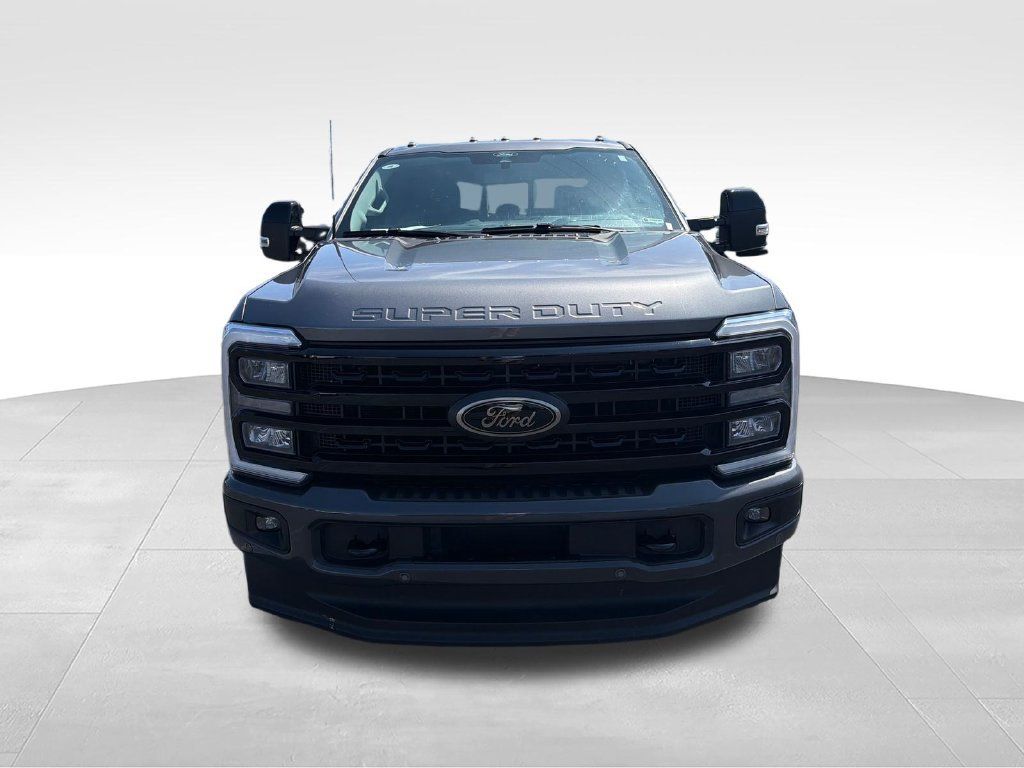 Used 2024 Ford F350 Lariat w/ Lariat Ultimate Package AWD/4WD image 17
