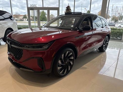 New 2026 Lincoln Nautilus Reserve image 5