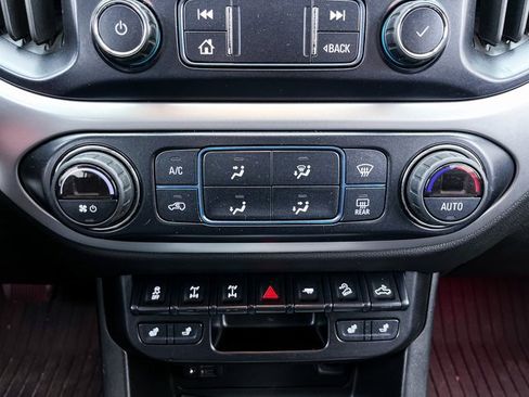 Used 2021 Chevrolet Colorado ZR2 w/ LPO, Premium Interior Package image 26