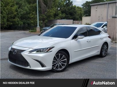 Used 2020 Lexus ES 300h w/ Premium Package
