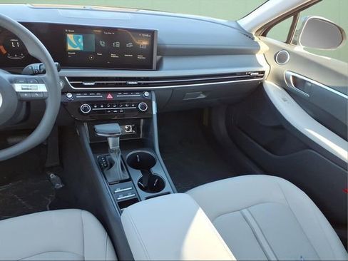 New 2026 Hyundai Sonata SE FWD image 14