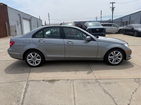Used 2013 Mercedes-Benz C 300 4MATIC Sedan image 5