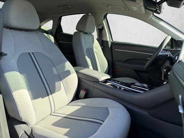 Used 2022 Hyundai Sonata SE FWD image 28