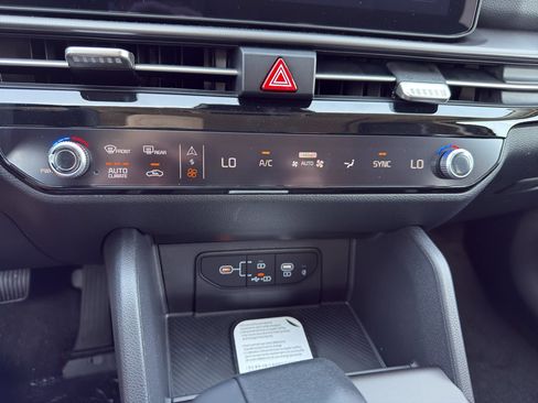 New 2026 Kia Sportage EX FWD image 14