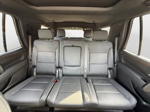 Used 2023 Chevrolet Tahoe Z71 w/ Off-Road Capability Package image 12