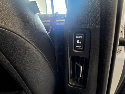 Used 2024 Honda Odyssey EX-L image 62
