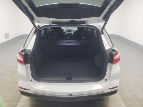 Used 2020 Chevrolet Equinox LT w/ Driver Convenience Package image 29