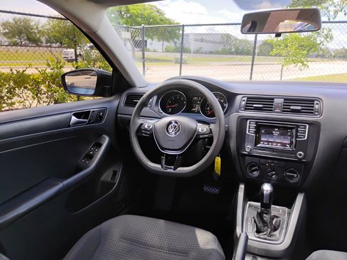 Used 2016 Volkswagen Jetta S FWD image 57