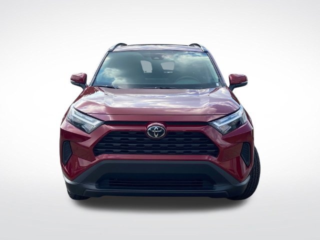 Used 2025 Toyota RAV4 XLE w/ Convenience Package FWD image 7