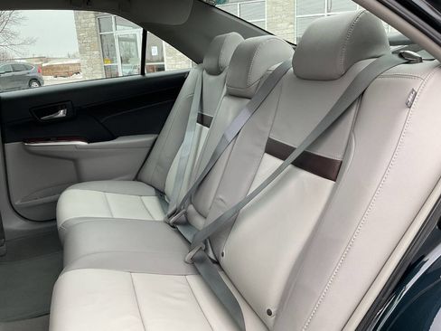 Used 2014 Toyota Camry XLE image 29