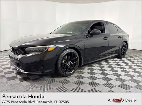 Used 2025 Honda Civic Sport image 1