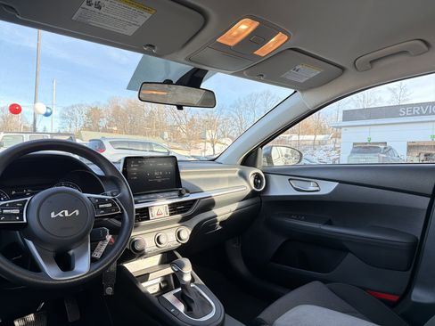 Used 2023 Kia Forte LXS image 15