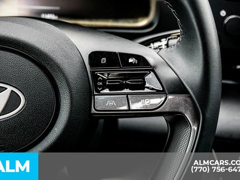 Used 2025 Hyundai Elantra Sport image 31