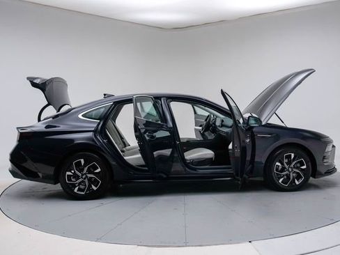 Used 2024 Hyundai Sonata SEL image 14