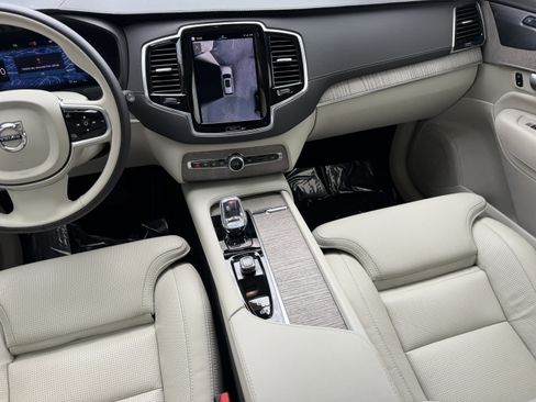 Certified 2024 Volvo XC90 B6 Ultimate w/ Protection Package Premier AWD/4WD image 15