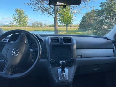 Used 2011 Honda CR-V LX image 7