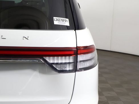 Used 2020 Lincoln Aviator Black Label w/ Dynamic Handling Package AWD/4WD image 22