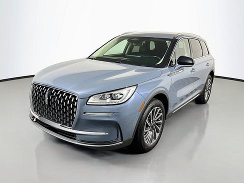 Used 2023 Lincoln Corsair Reserve AWD/4WD image 3