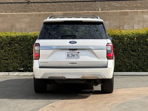Used 2019 Ford Expedition Platinum RWD image 5