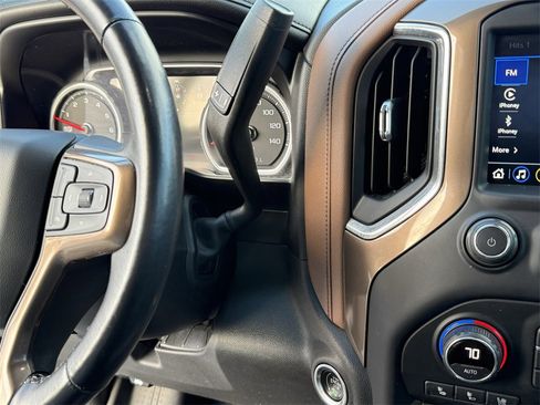 Used 2021 Chevrolet Silverado 1500 High Country w/ Technology Package image 24