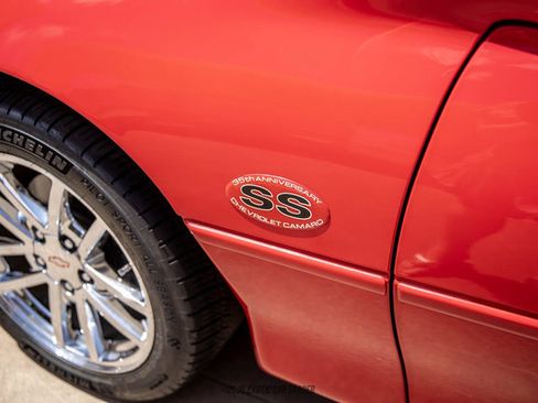 Used 2002 Chevrolet Camaro Z28 w/ SS Performance/Appearance Pkg RWD image 28