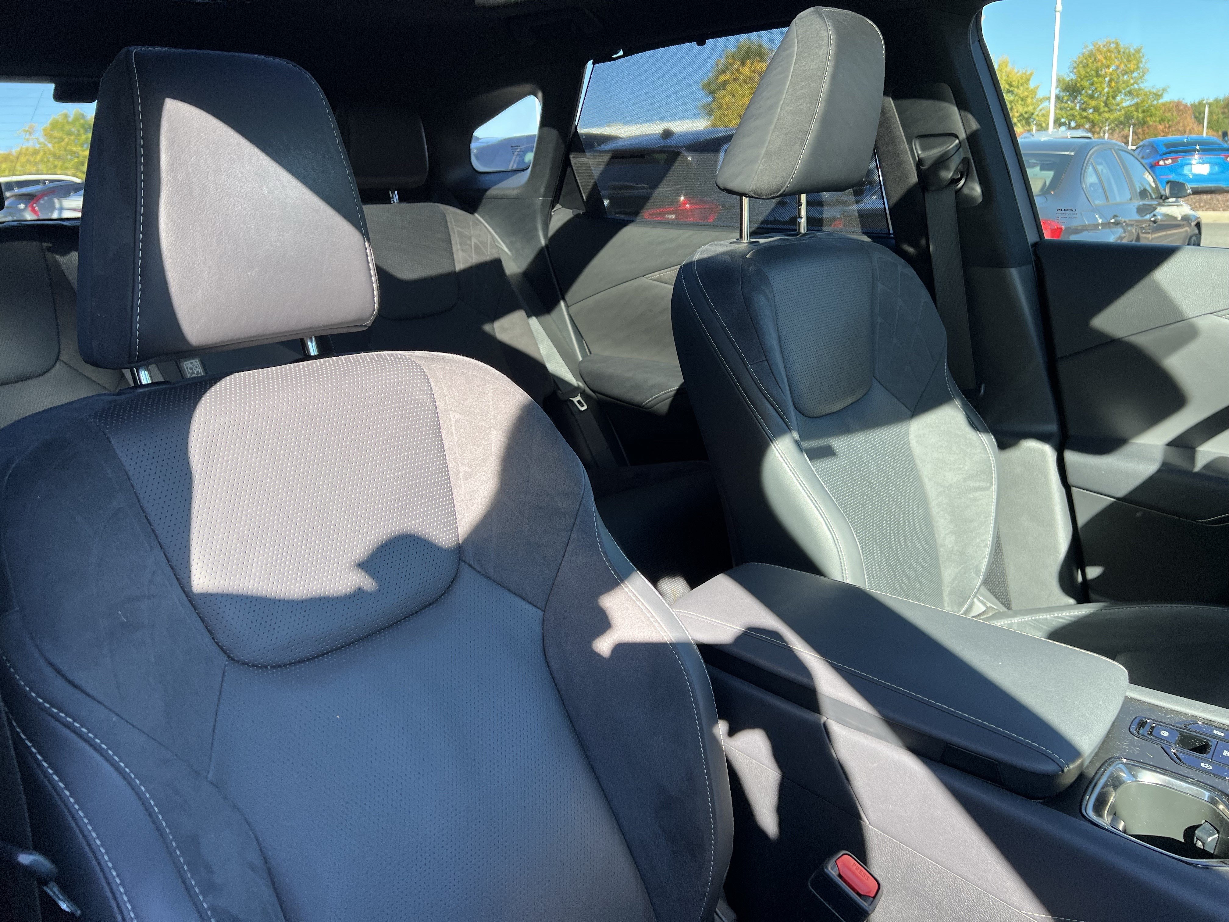 Used 2023 Lexus RX 350 FWD w/ Accessory Package image 35